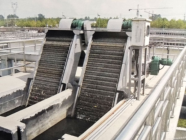 1754718420132073.jpg 回轉式機械格柵除污機2.jpg