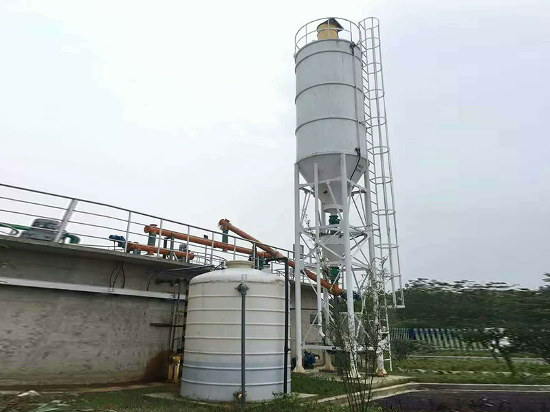 LC活性炭/石灰粉末料倉