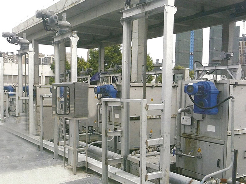 內(nèi)進(jìn)流網(wǎng)板細(xì)格柵