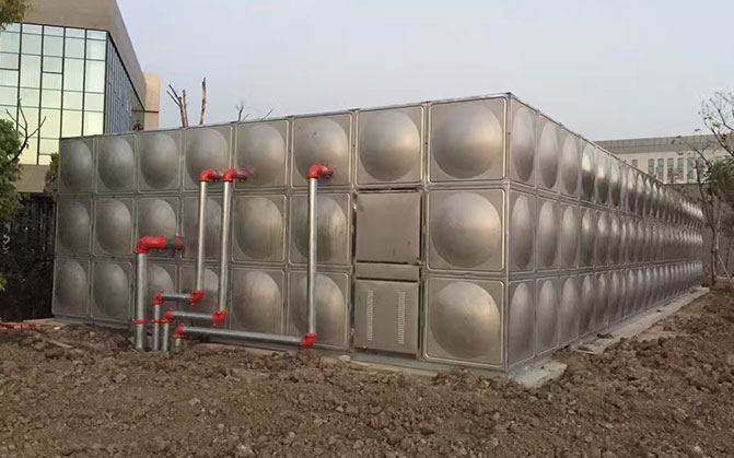 如何保養(yǎng)以延長不銹鋼水箱的使用壽命